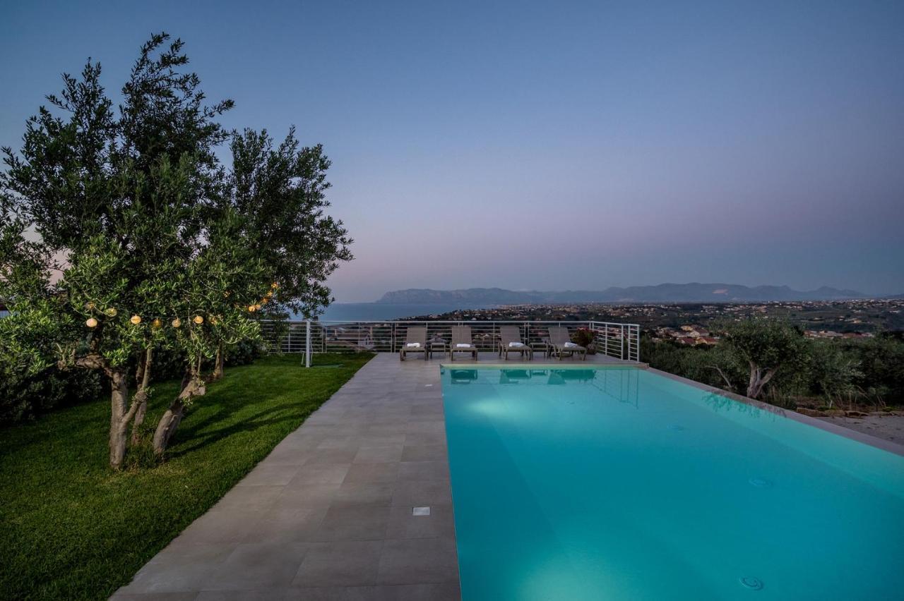 Villa Maria Con Piscina E Vista Mare Castellammare del Golfo Luaran gambar