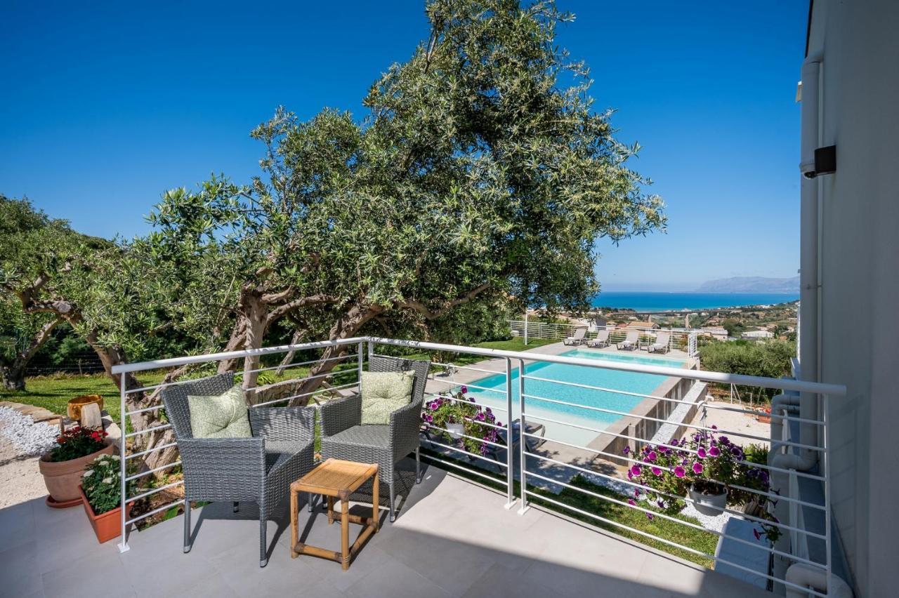 Villa Maria Con Piscina E Vista Mare Castellammare del Golfo Luaran gambar