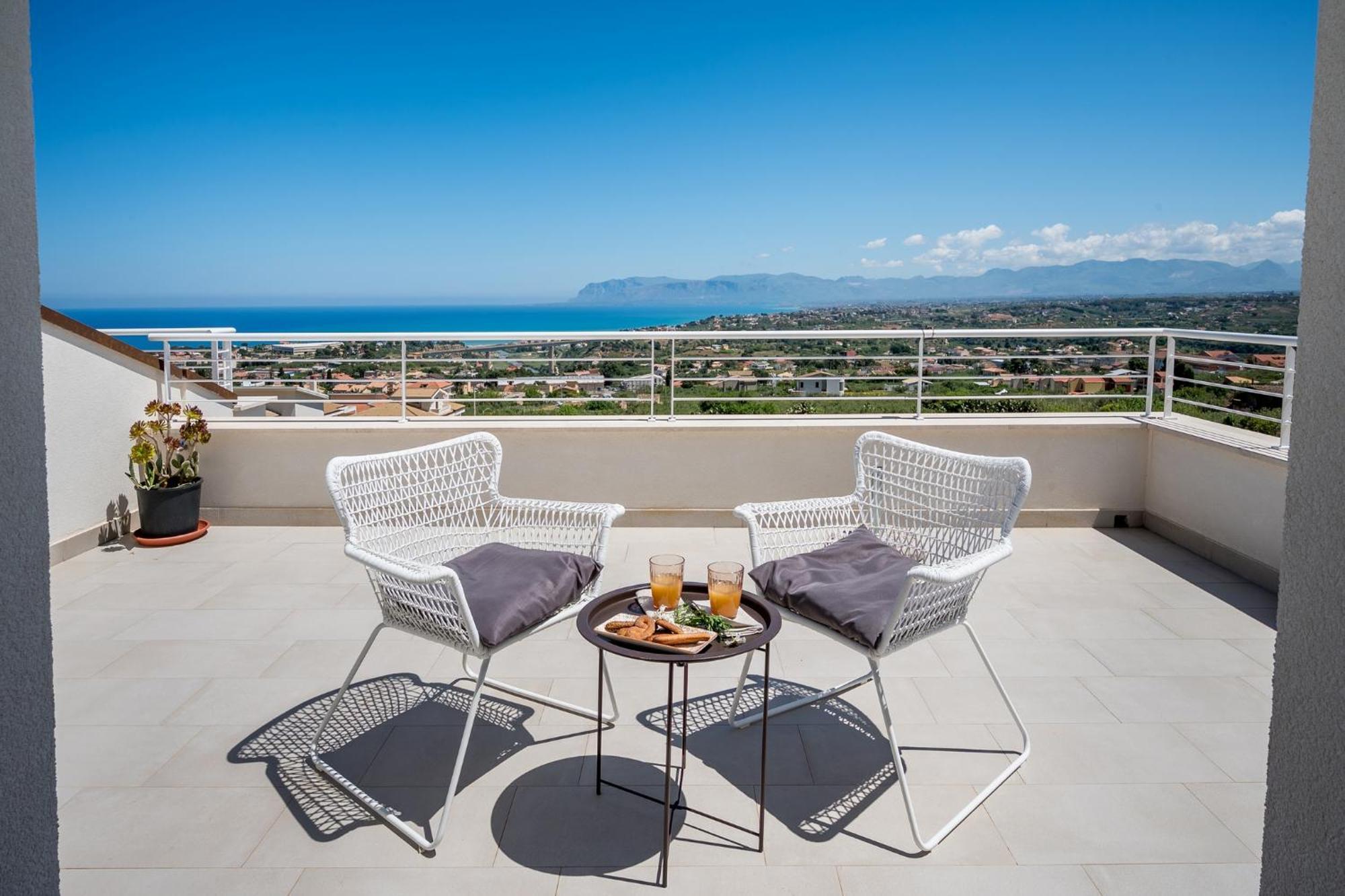 Villa Maria Con Piscina E Vista Mare Castellammare del Golfo Bilik gambar